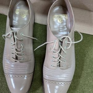 Stacy Adams Women's Beige Lace-Up Flats